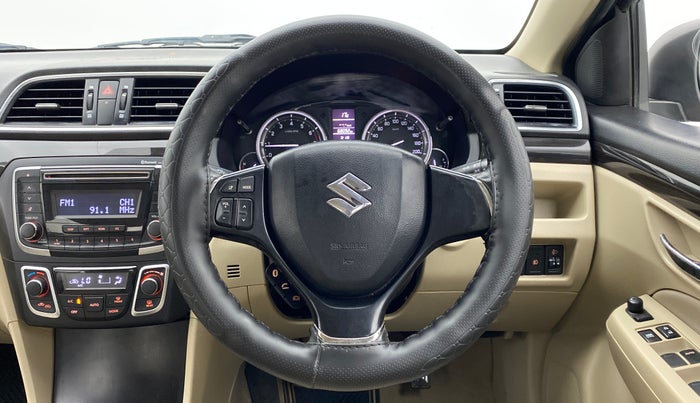 2015 Maruti Ciaz ZXI, Petrol, Manual, 68,137 km, Steering Wheel Close Up