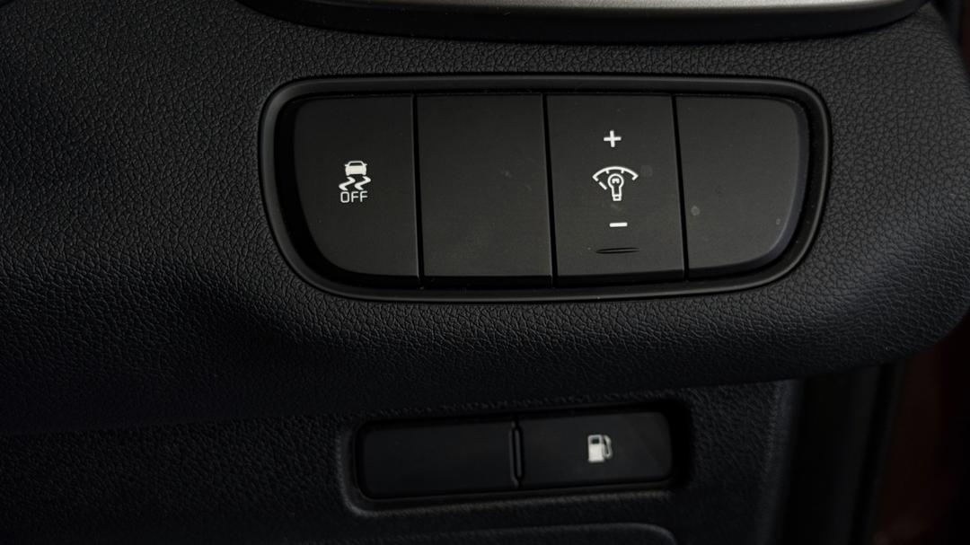 2016 Kia Sorento Si (4x2), Automatic, 113955 km, Utility Switches/Buttons