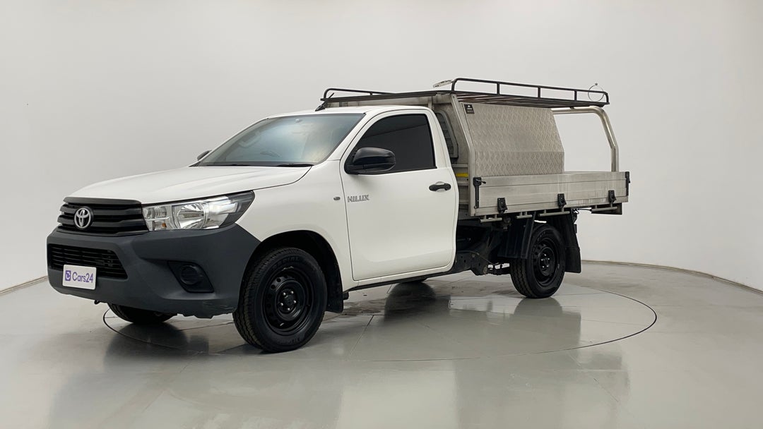 Left Front Diagonal (45- Degree) View