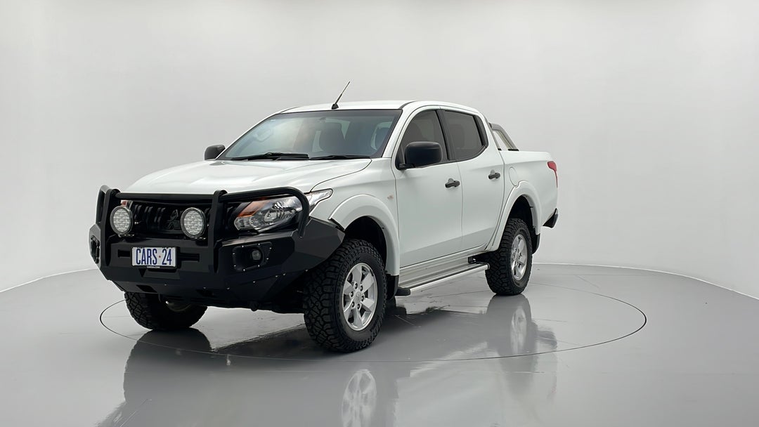 Left Front Diagonal (45- Degree) View