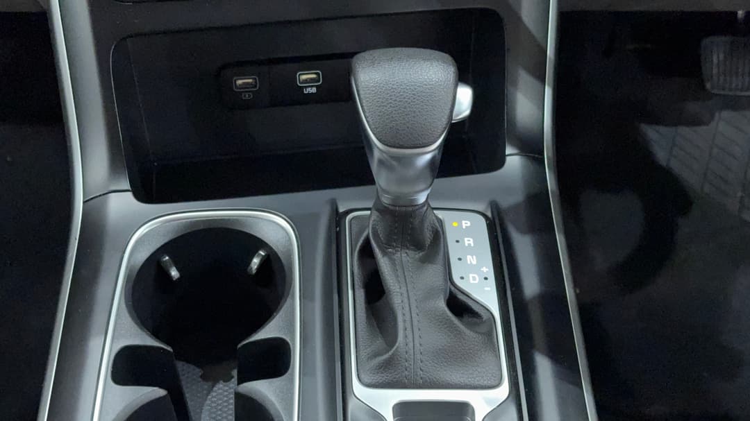 2023 Kia Carnival S, Automatic, 58370 km, Gear Lever 