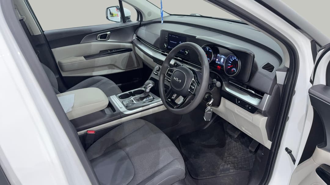 2023 Kia Carnival S, Automatic, 58370 km, Right Side Front Door Cabin View