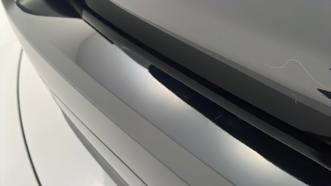 2016 Subaru Impreza 2.0i Premium (awd), Automatic, 88166 km, Bumper Rear Scratch