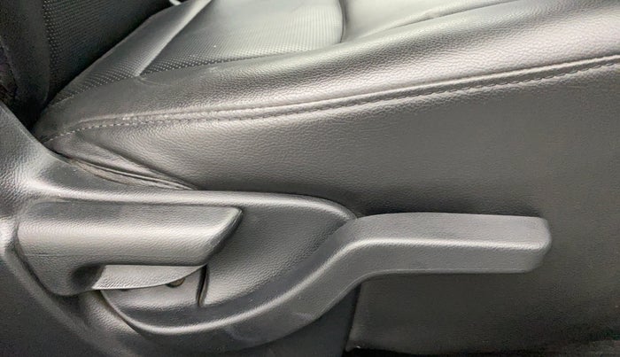 2018 Honda BR-V 1.5 i-VTEC V CVT, Petrol, Automatic, 999 km, Driver Side Adjustment Panel