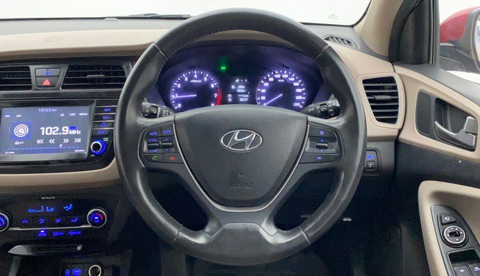2016 Hyundai Elite i20 ASTA 1.2 (O), Petrol, Manual, 31,344 km, Steering Wheel Close Up