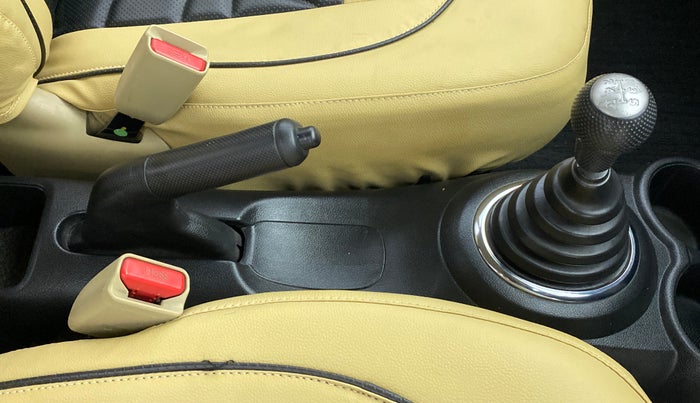 2014 Honda Brio 1.2 S MT I VTEC, Petrol, Manual, 40,880 km, Gear Lever