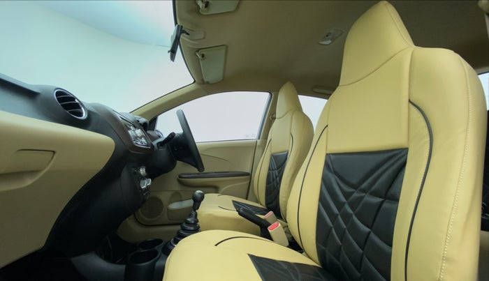 2014 Honda Brio 1.2 S MT I VTEC, Petrol, Manual, 40,880 km, Right Side Front Door Cabin