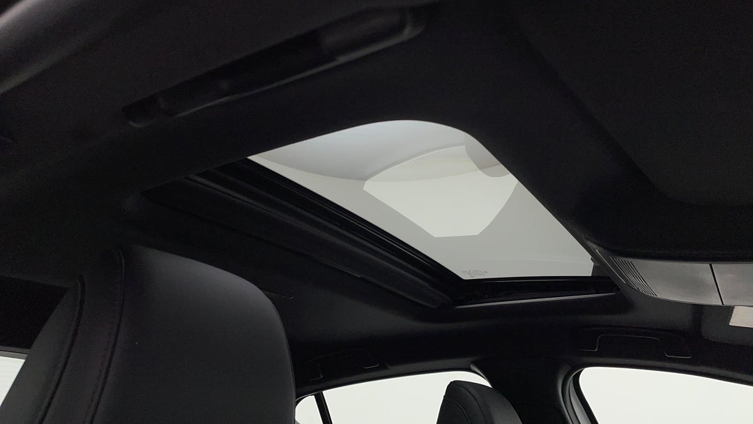 Interior Sunroof/Moonroof