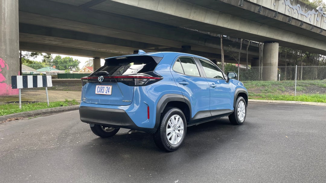 Right Back Diagonal (45- Degree) View