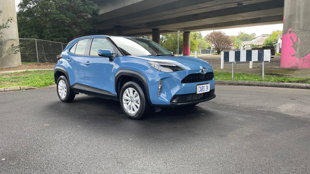 Right Front Diagonal (45- Degree) View