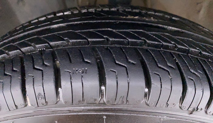 2017 Nissan Micra Active XV, Petrol, Manual, 58,186 km, Left Front Tyre Tread