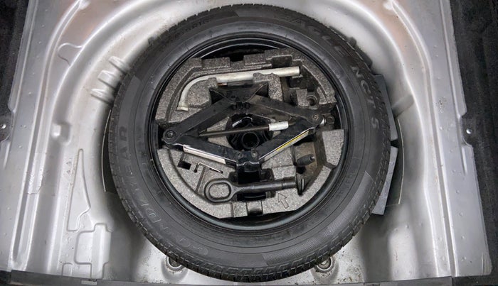 2016 Skoda Superb 2.0 TDI CR LK AT, Diesel, Automatic, 47,111 km, Spare Tyre