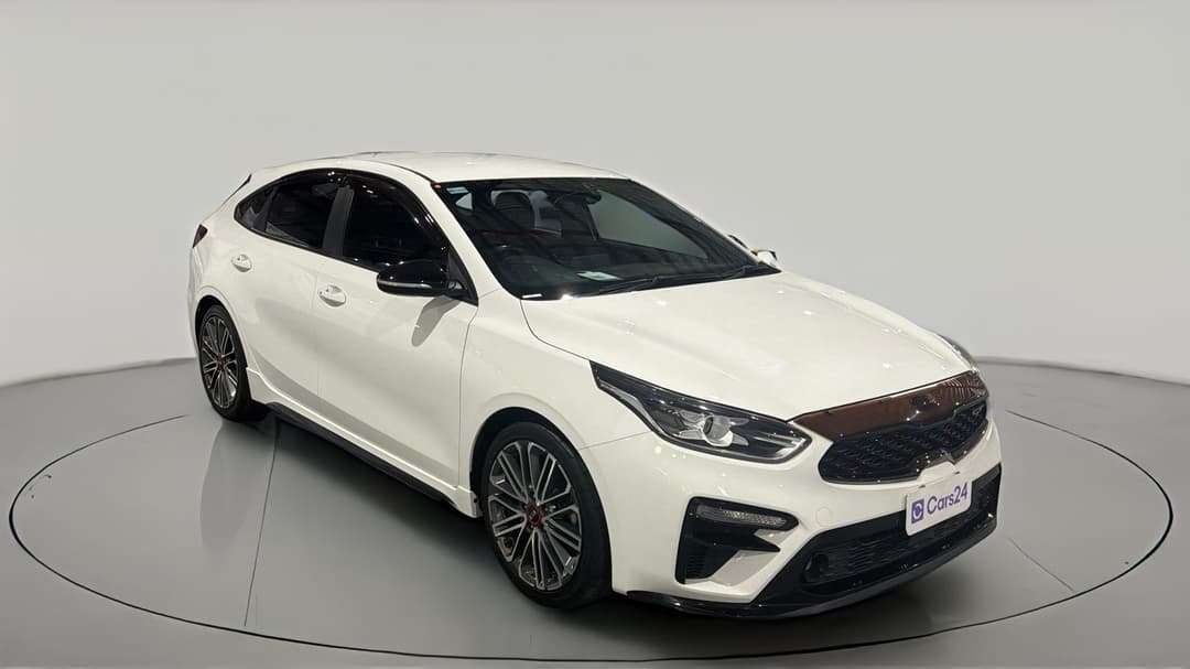2019 Kia Cerato Gt Safety Pack, Automatic, 103911 km, Right Front Diagonal (45- Degree) View
