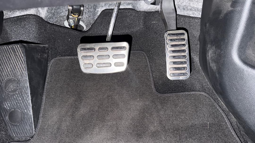 2019 Kia Cerato Gt Safety Pack, Automatic, 103911 km, Pedals and Footmat