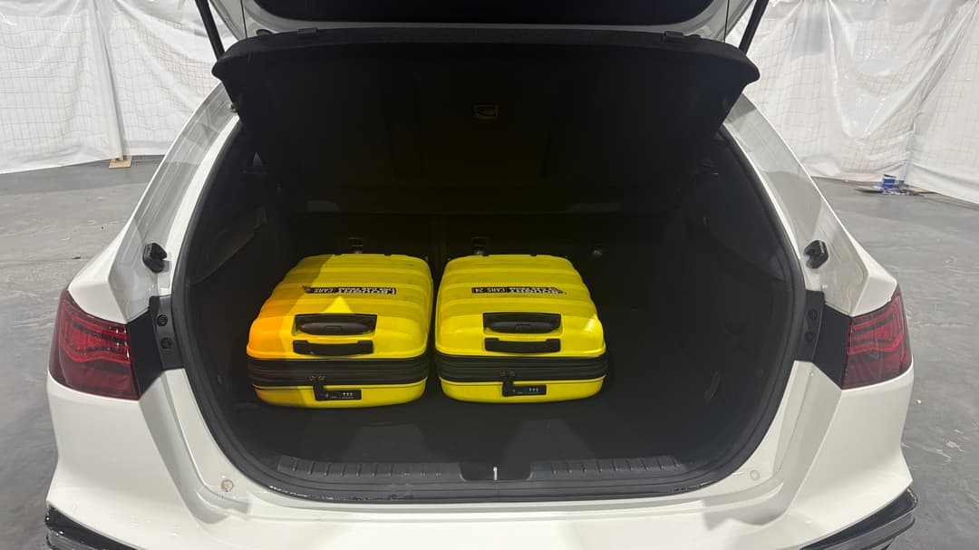 2019 Kia Cerato Gt Safety Pack, Automatic, 103911 km, Boot Inside View with Luggage
