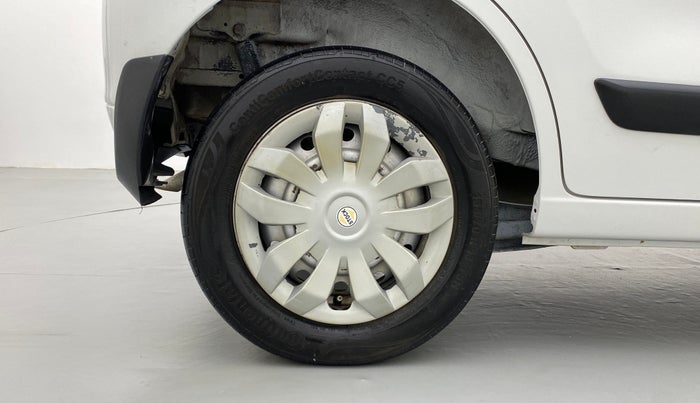 2015 Maruti Wagon R 1.0 LXI, Petrol, Manual, 1,47,680 km, Right Rear Wheel
