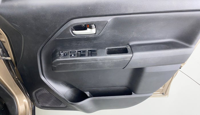 2019 Maruti New Wagon-R ZXI 1.2 old, Petrol, Manual, 47,211 km, Driver Side Door Panels Control