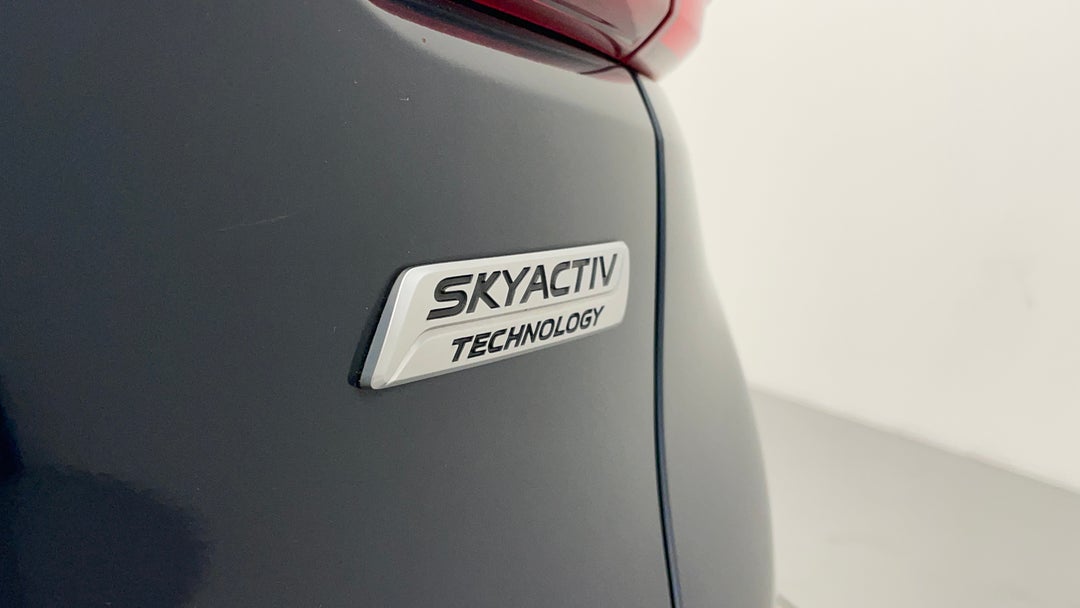 Badge (Boot Right Side)