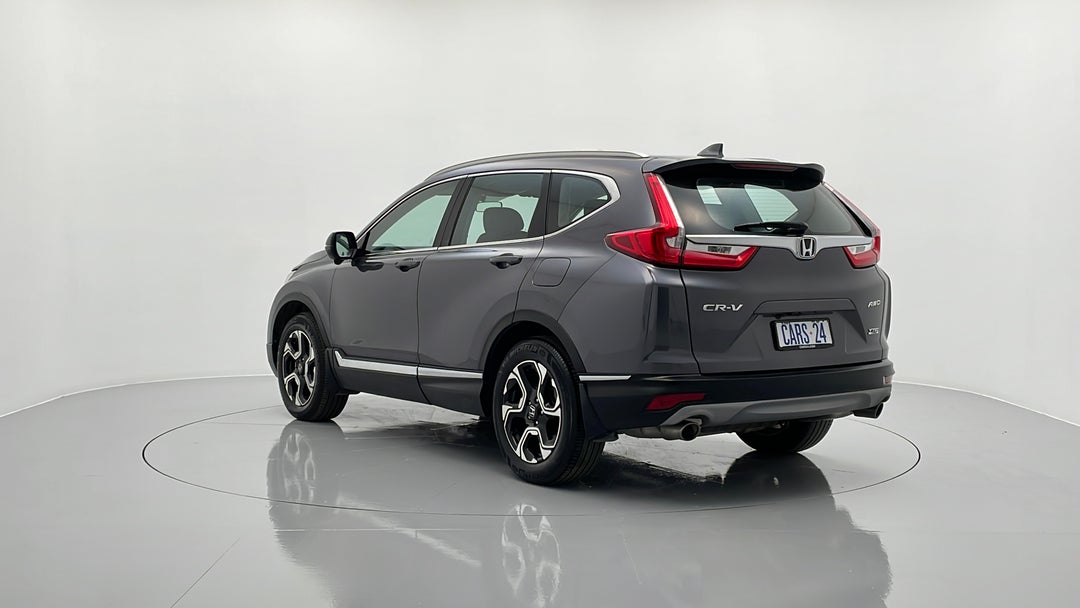 Left Back Diagonal (45- Degree) View