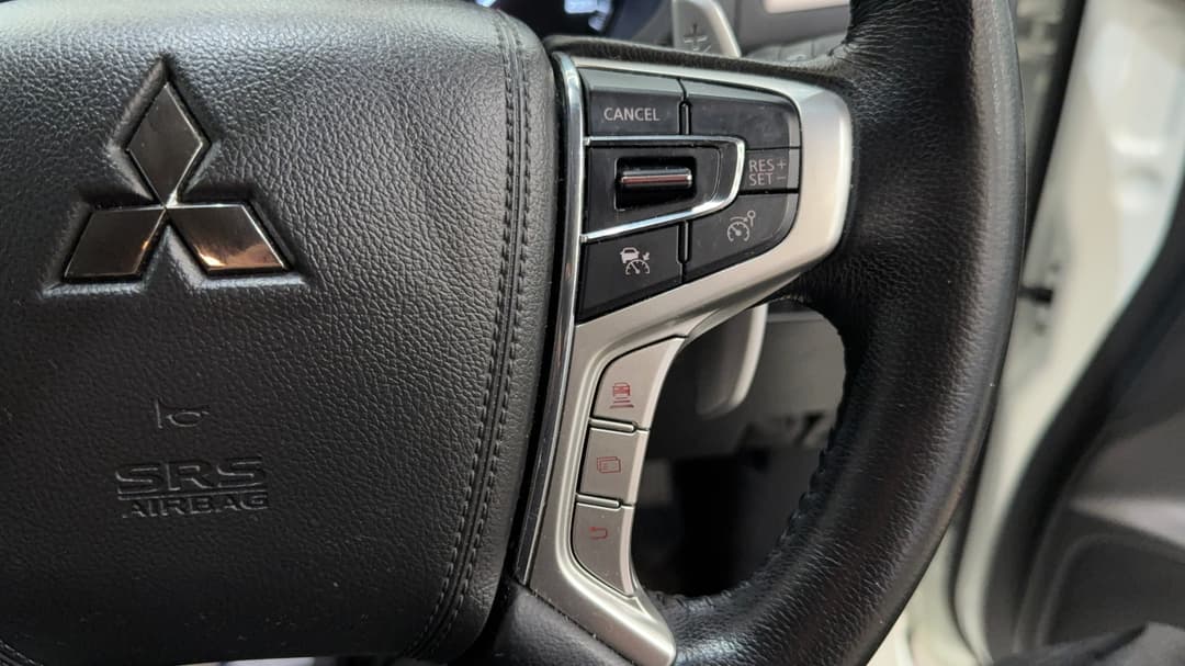 2022 Mitsubishi Pajero Sport Gls (4WD) 7 Seat, Automatic, 61250 km, Cruise Control