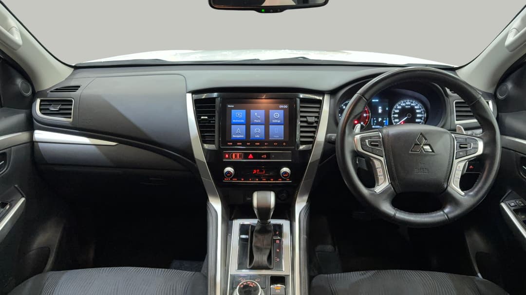 2022 Mitsubishi Pajero Sport Gls (4WD) 7 Seat, Automatic, 61250 km, Dashboard View
