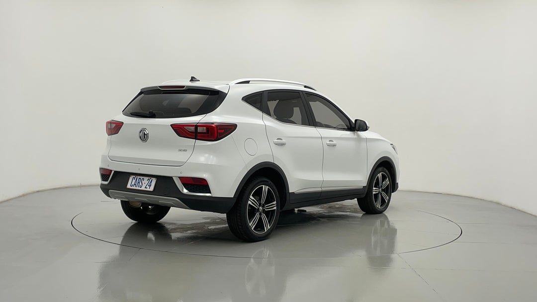 Right Back Diagonal (45- Degree) View