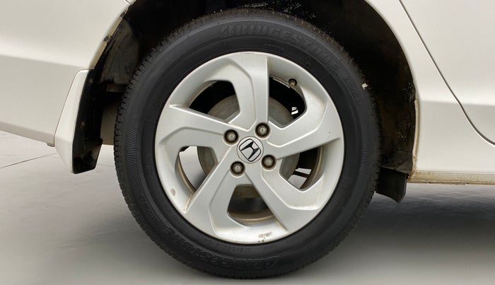 2015 Honda City VX MT PETROL, Petrol, Manual, 30,728 km, Right Rear Wheel