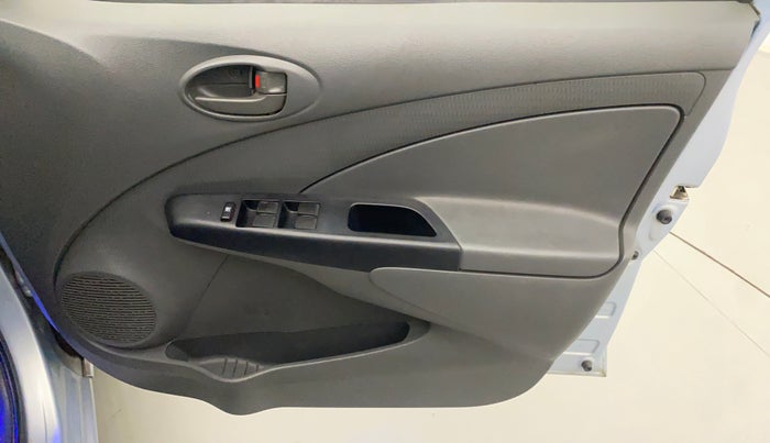 2012 Toyota Etios Liva G, Petrol, Manual, 52,656 km, Driver Side Door Panels Control