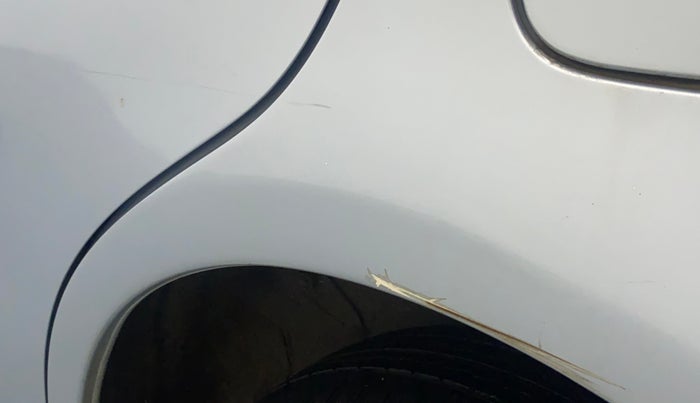 2012 Toyota Etios Liva G, Petrol, Manual, 52,656 km, Left quarter panel - Minor scratches