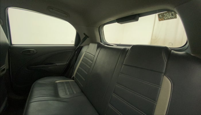 2012 Toyota Etios Liva G, Petrol, Manual, 52,656 km, Right Side Rear Door Cabin