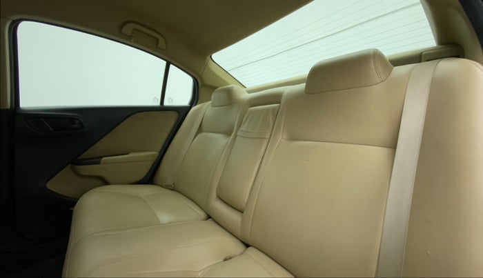 2016 Honda City 1.5L I-VTEC SV CVT, Petrol, Automatic, 70,027 km, Right Side Rear Door Cabin