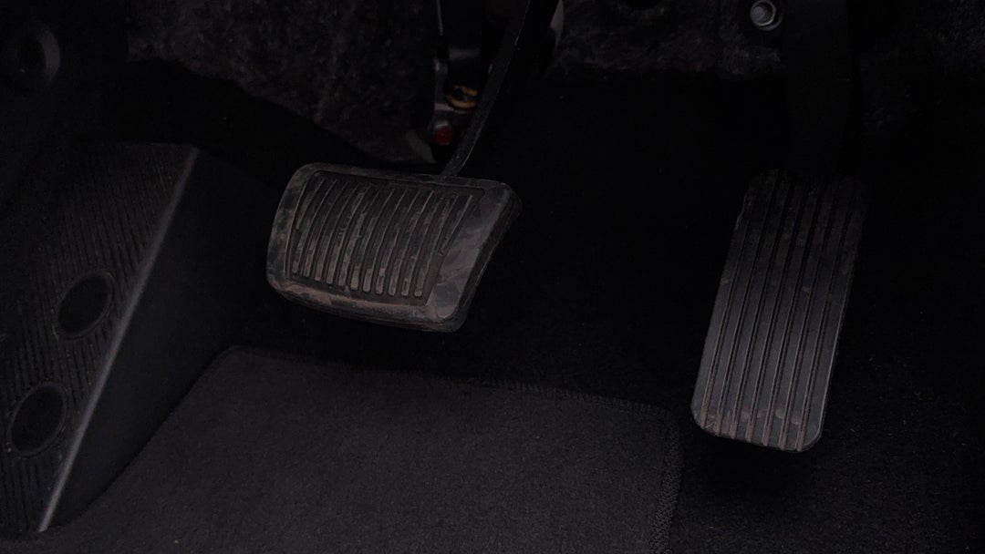 2017 Hyundai Kona Elite (FWD), Automatic, 63352 km, Pedals and Footmat