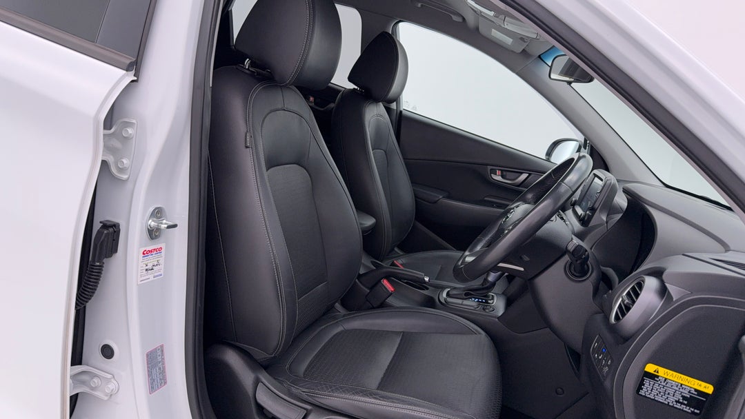 2017 Hyundai Kona Elite (FWD), Automatic, 63352 km, Right Side Front Door Cabin View