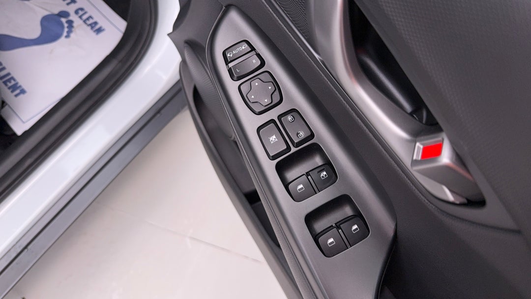 2017 Hyundai Kona Elite (FWD), Automatic, 63352 km, Drivers Side Door Panel Controls