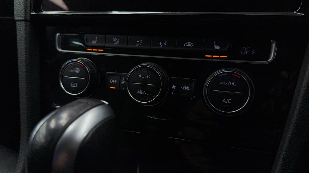 2018 Volkswagen Golf R, Automatic, 97822 km, Ventilated Seats
