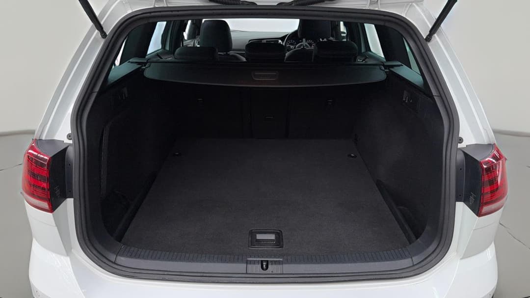 2018 Volkswagen Golf R, Automatic, 97822 km, Boot Inside View