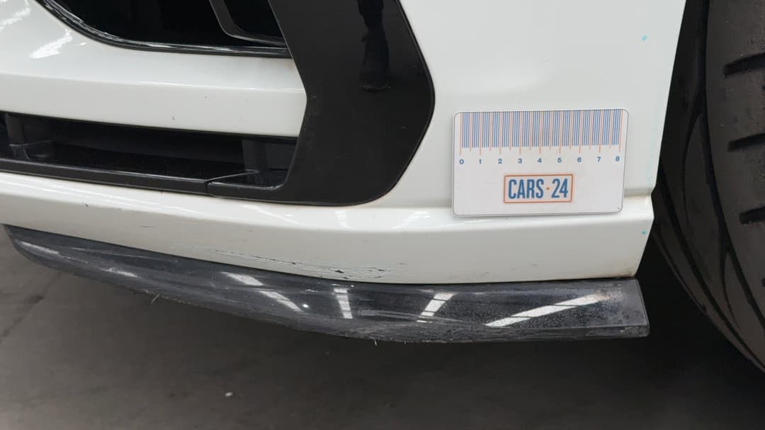 2018 Volkswagen Golf R, Automatic, 97822 km, Bumper Front Scuff