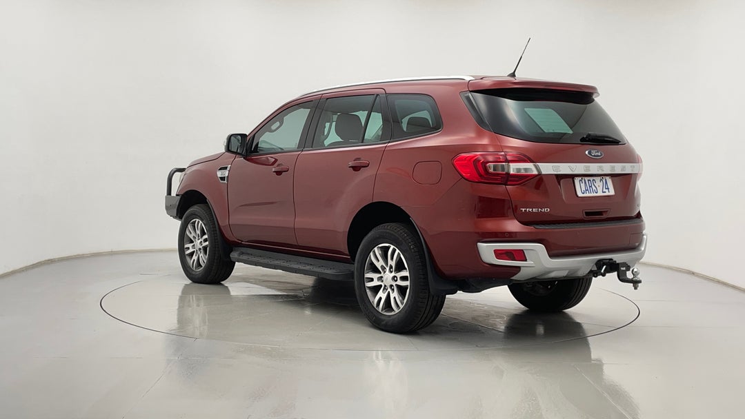 Left Back Diagonal (45- Degree) View