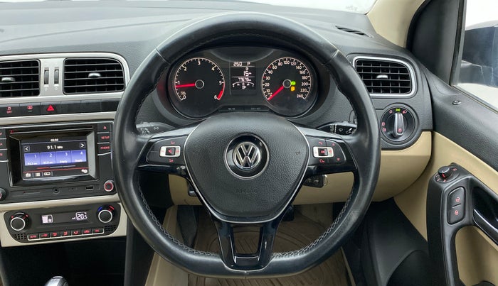 2017 Volkswagen Ameo HIGHLINE 1.5L AT (D), Diesel, Automatic, 77,821 km, Steering Wheel Close Up