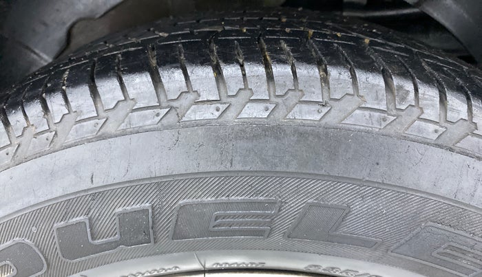 2014 Mahindra XUV500 W8 FWD, Diesel, Manual, 40,807 km, Left Rear Tyre Tread