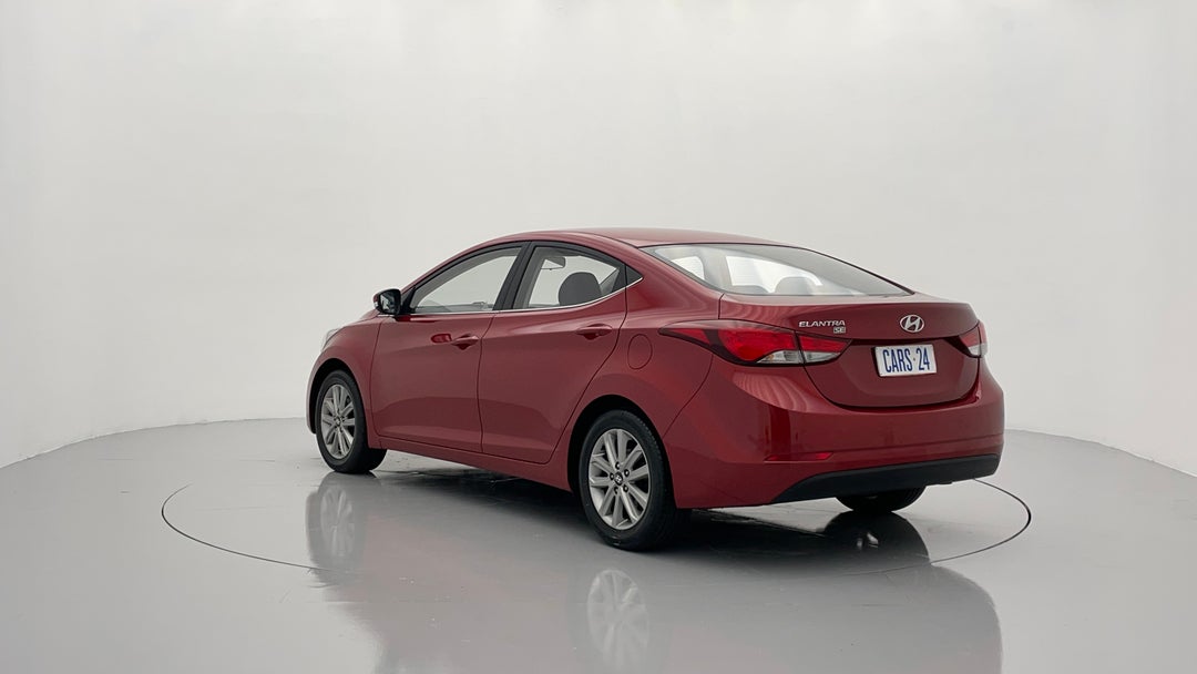 Left Back Diagonal (45- Degree) View