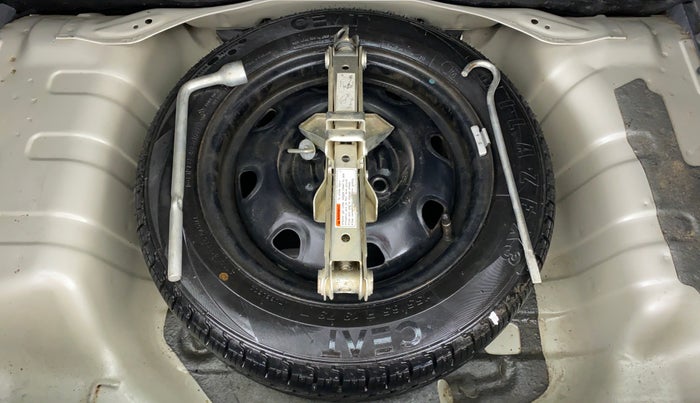 2015 Maruti Alto K10 VXI P, Petrol, Manual, 52,376 km, Spare Tyre
