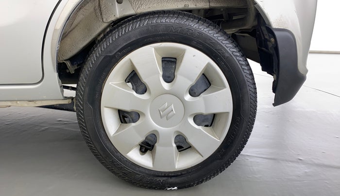 2015 Maruti Alto K10 VXI P, Petrol, Manual, 52,376 km, Left Rear Wheel