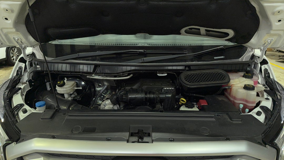 Open Bonnet (Engine)