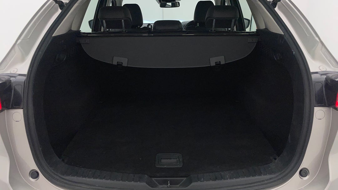 2023 Mazda CX-5 G25 Touring (AWD), Automatic, 54212 km, Boot Inside View