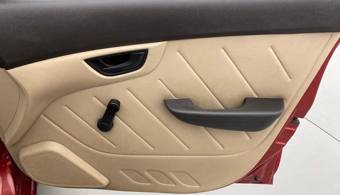 2012 Hyundai Eon D LITE PLUS, Petrol, Manual, 47,454 km, Driver Side Door Panels Control