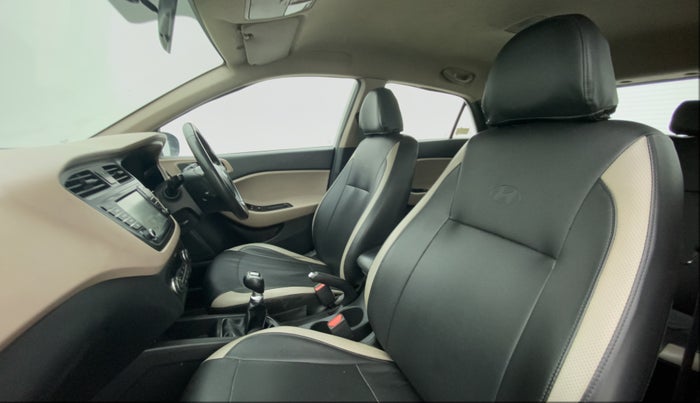 2016 Hyundai Elite i20 ASTA 1.2, Petrol, Manual, 85,394 km, Right Side Front Door Cabin