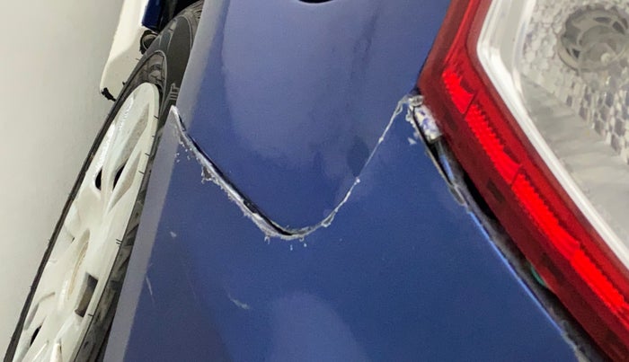 2014 Maruti Swift VXI, Petrol, Manual, 69,220 km, Rear bumper - Paint is slightly damaged