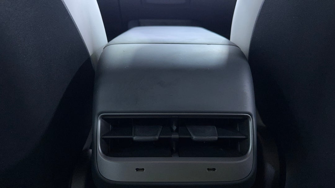 2021 Tesla Model 3 Standard Range Plus RWD, Automatic, 52580 km, Rear A/C Vent