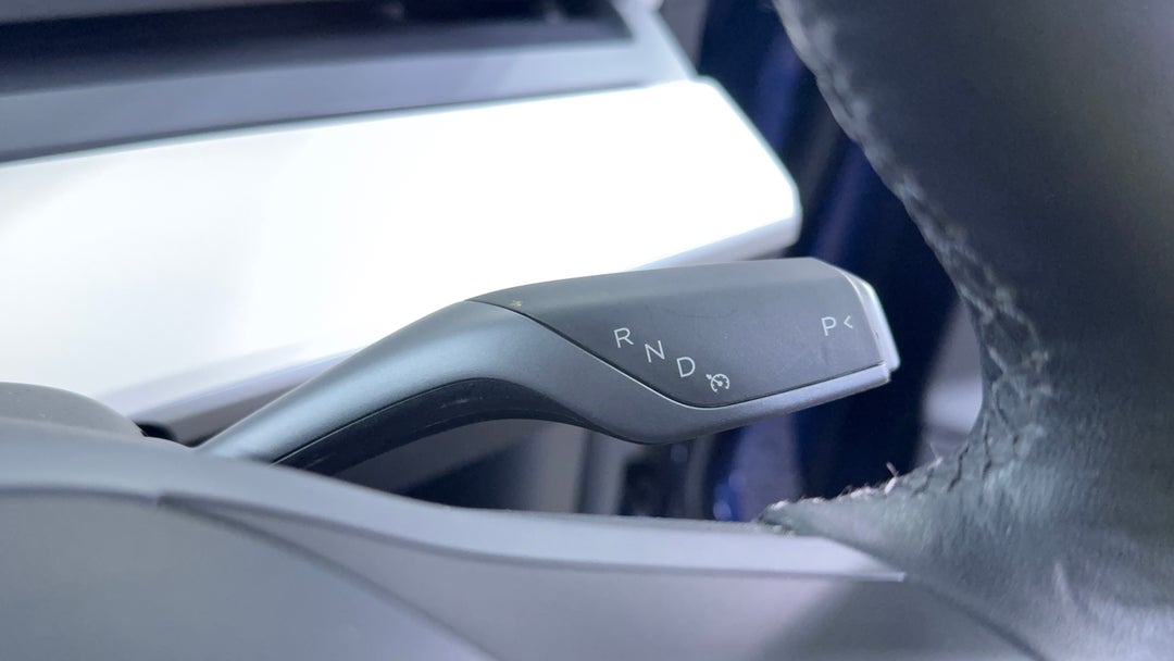 2021 Tesla Model 3 Standard Range Plus RWD, Automatic, 52580 km, Gear Lever 